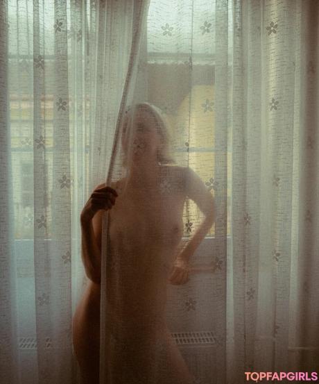Niki nude leaked OnlyFans photo #9