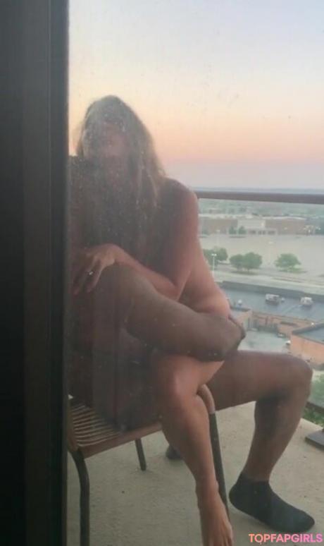 Mia nude leaked OnlyFans photo #3