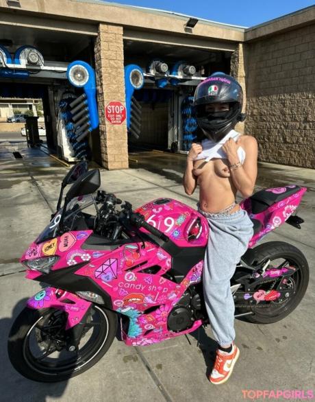 Aaliyahfuckingcruz nude leaked OnlyFans photo #5