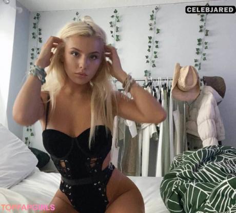 Sarah nude leaked OnlyFans photo #3