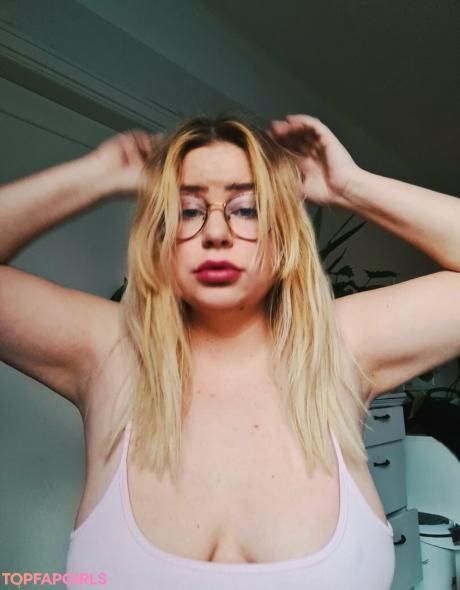 Glitterbabeprincess nude leaked OnlyFans photo #11