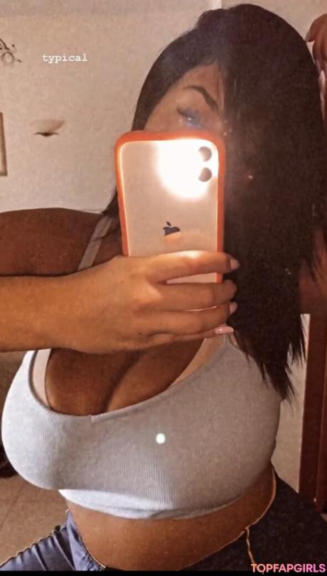 Chrysanthie nude leaked OnlyFans photo #25