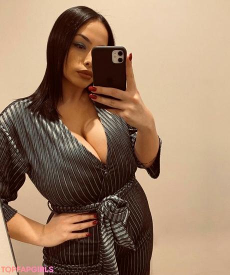 Chrysanthie nude leaked OnlyFans photo #50