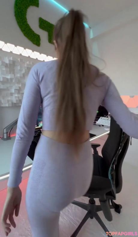 Danucd nude leaked OnlyFans photo #8