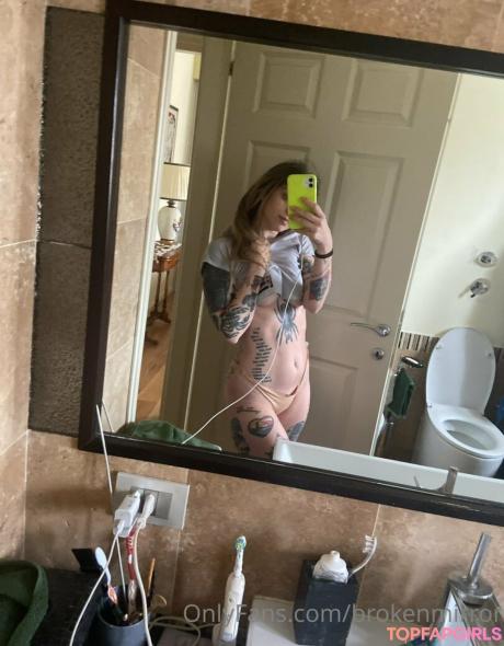Brokenmirror._ nude leaked OnlyFans photo #19