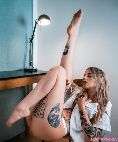 Brokenmirror._ nude leaked OnlyFans photo #86