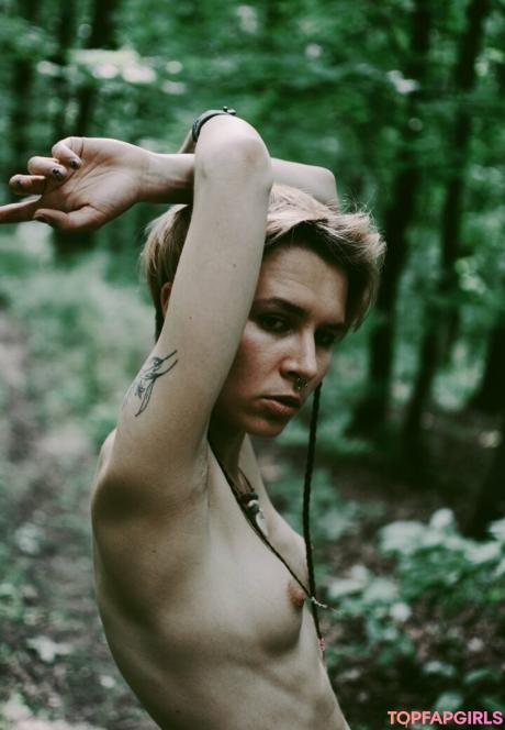 Alisa nude leaked OnlyFans photo #2