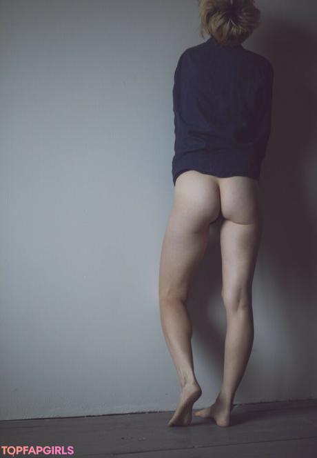 Alisa nude leaked OnlyFans photo #8