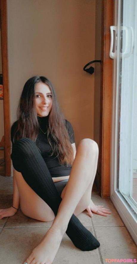 TwoPrettyFeet nude leaked OnlyFans photo #13