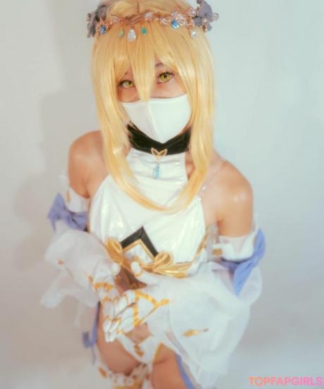 Yawarakai nude leaked OnlyFans photo #6