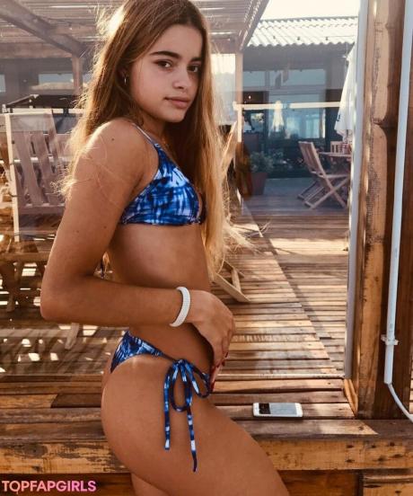 Juli nude leaked OnlyFans photo #17
