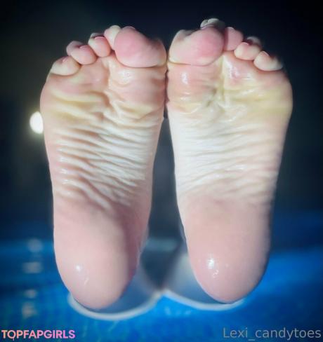 Lexi_candytoes nude leaked OnlyFans photo #16