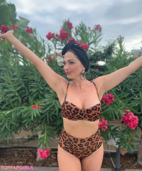 Tonia nude leaked OnlyFans photo #9