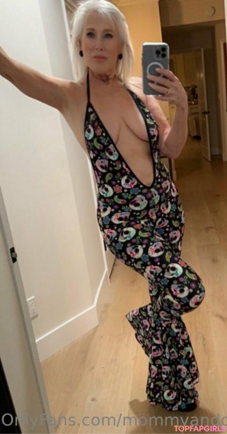 Hannahandsuzie nude leaked OnlyFans photo #136