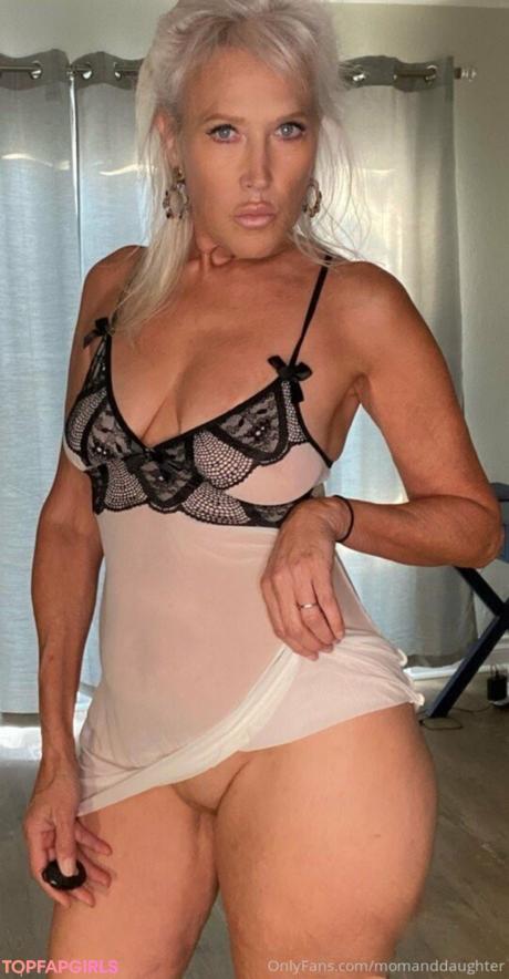 Hannahandsuzie nude leaked OnlyFans photo #51