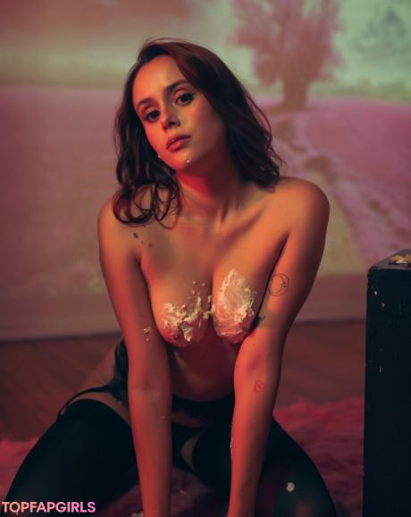 Caroenciso nude leaked OnlyFans photo #14