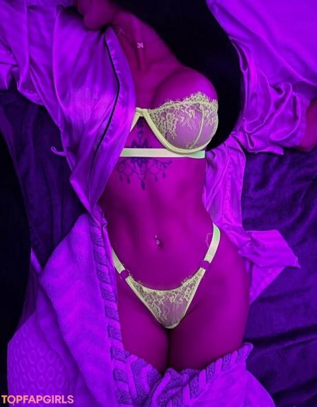 Ashleightaylorr nude leaked OnlyFans photo #12