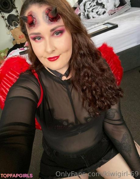 Kiwigirl-69 nude leaked OnlyFans photo #13