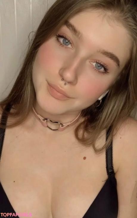 Mycourtneyfrost nude leaked OnlyFans photo #6