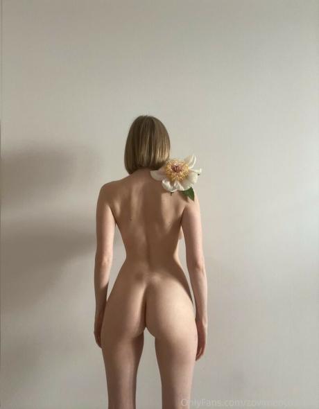 Zovimenyaannie nude leaked OnlyFans photo #25