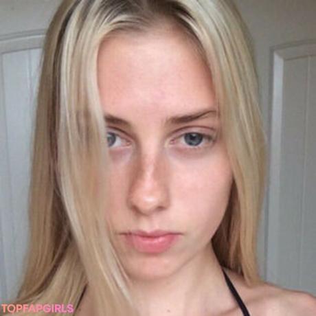 Beatrix nude leaked OnlyFans photo #5