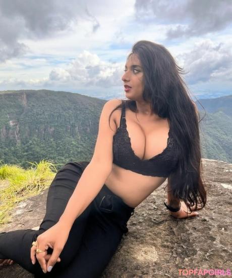 Yajna nude leaked OnlyFans photo #2