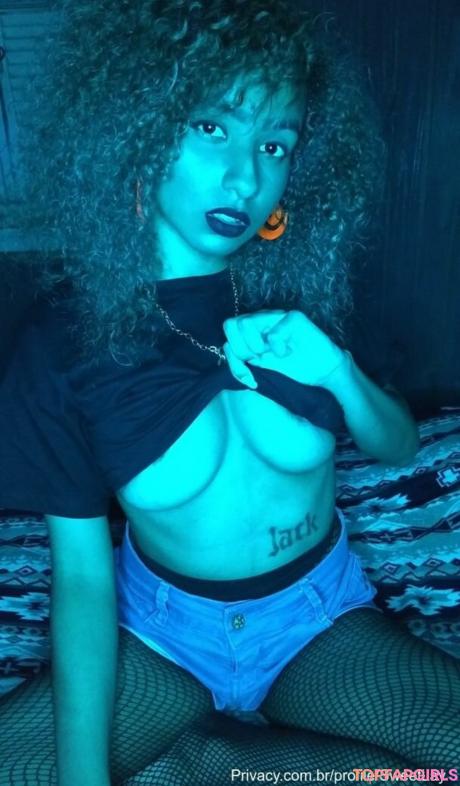 Laysla nude leaked OnlyFans photo #20