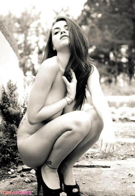 Valentina nude leaked OnlyFans photo #38