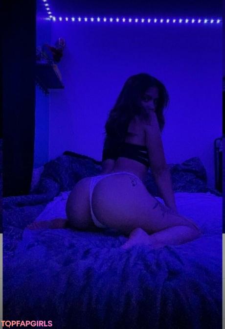 Ilov3nikki nude leaked OnlyFans photo #3
