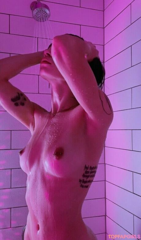 Cosmicyoungster nude leaked OnlyFans photo #2