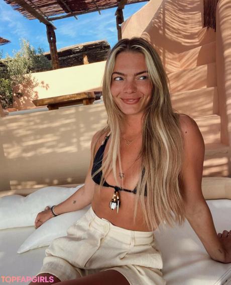 Louisa nude leaked OnlyFans photo #46