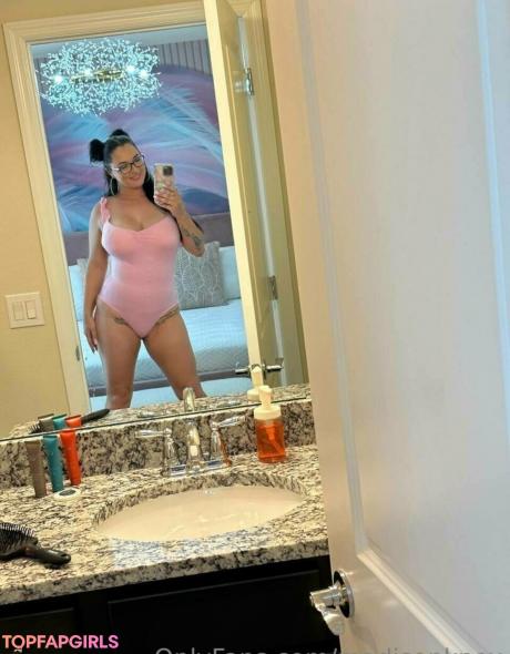 Madisonknox nude leaked OnlyFans photo #317