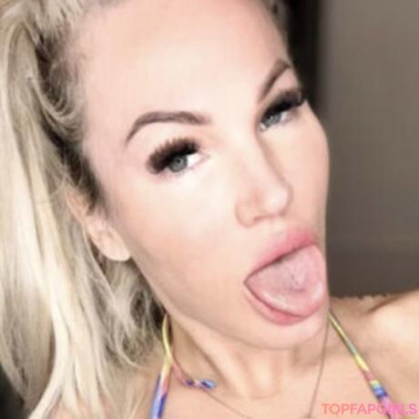 A_v_a_james88 nude leaked OnlyFans photo #2