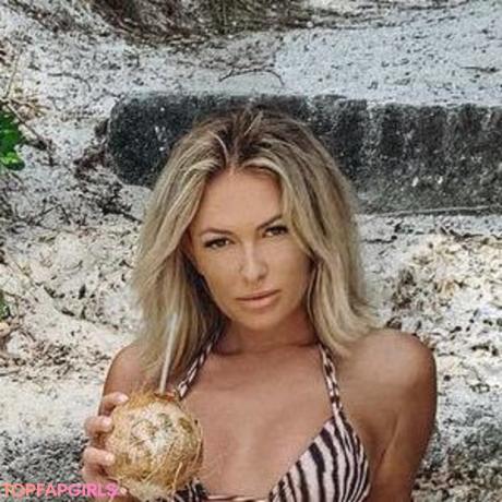 Paulina nude leaked OnlyFans photo #19