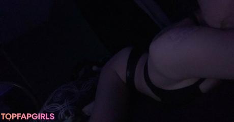 FrontDeskLady nude leaked OnlyFans photo #19