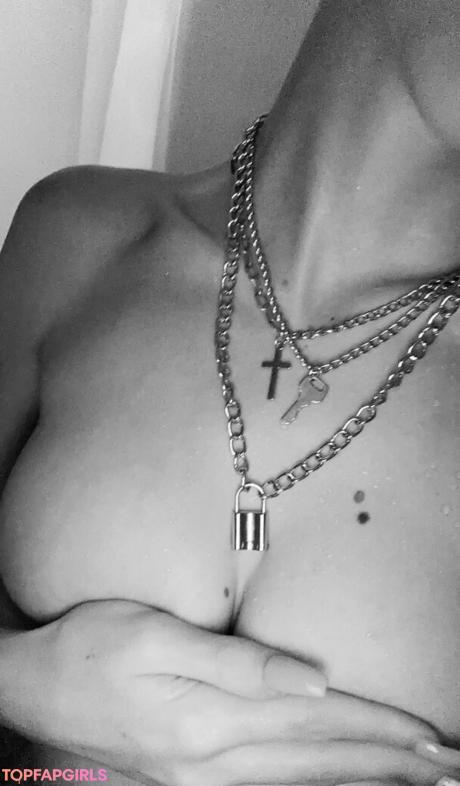 FrontDeskLady nude leaked OnlyFans photo #40