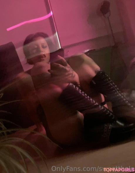 Sweetthole nude leaked OnlyFans photo #13