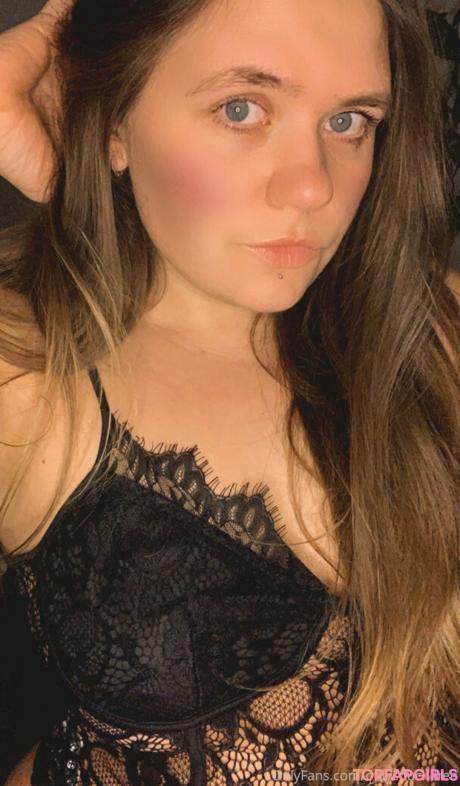 Onlysnuchifree nude leaked OnlyFans photo #16