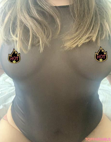Onlysnuchifree nude leaked OnlyFans photo #33