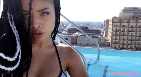 Kiana nude leaked OnlyFans photo #27