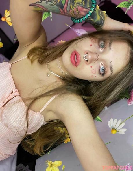 Mihanika nude leaked OnlyFans photo #42