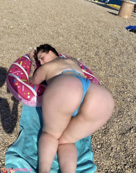 Maddison nude leaked OnlyFans photo #6