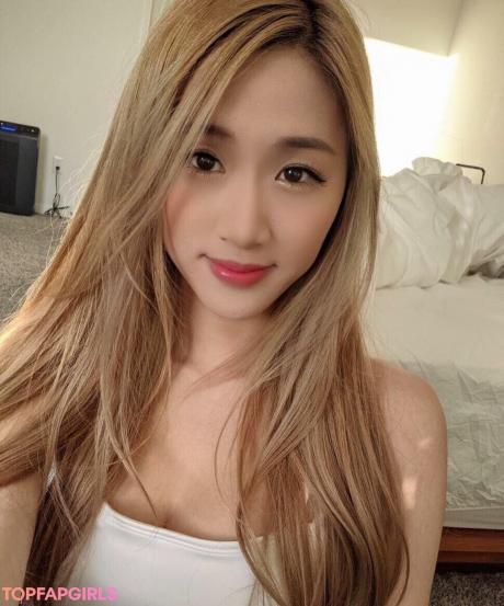 Yougelly nude leaked OnlyFans photo #17