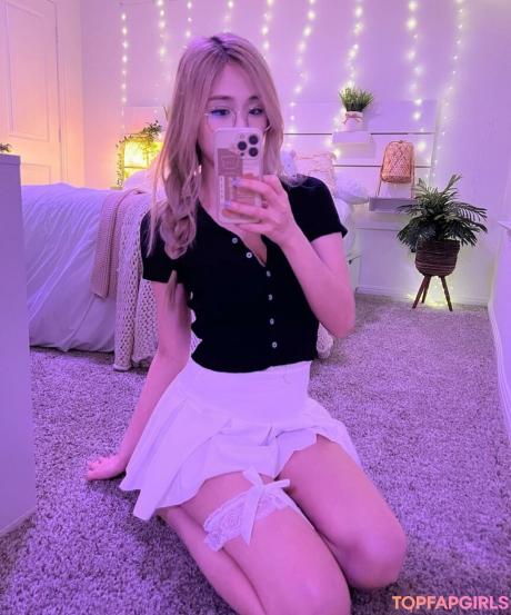 Yougelly nude leaked OnlyFans photo #34