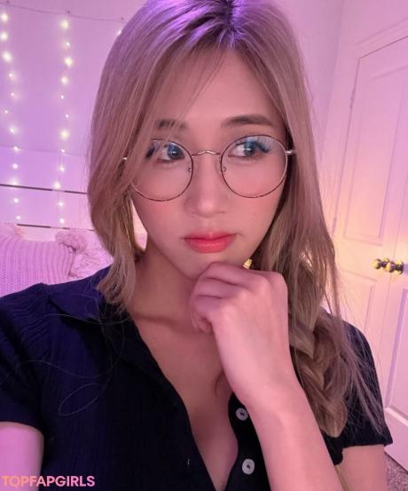 Yougelly nude leaked OnlyFans photo #35