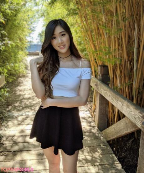 Yougelly nude leaked OnlyFans photo #6
