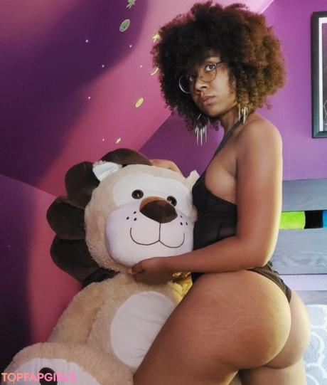Slightly nude leaked OnlyFans photo #1