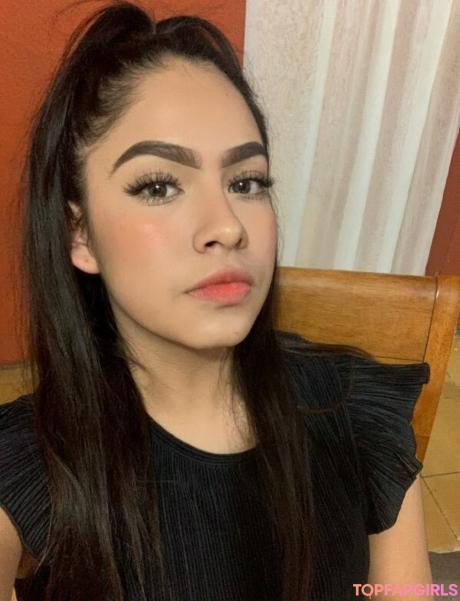 Aylin nude leaked OnlyFans photo #9