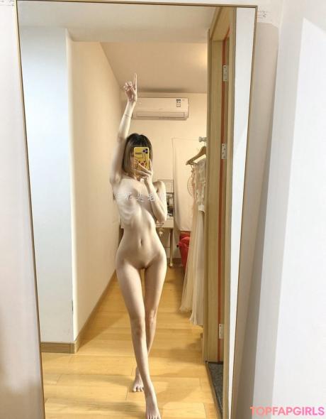 Yunij98 nude leaked OnlyFans photo #29