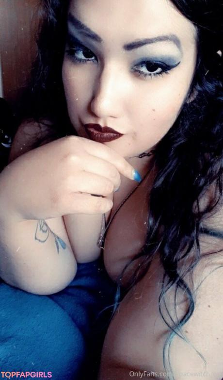 Spacevvitch666 nude leaked OnlyFans photo #56